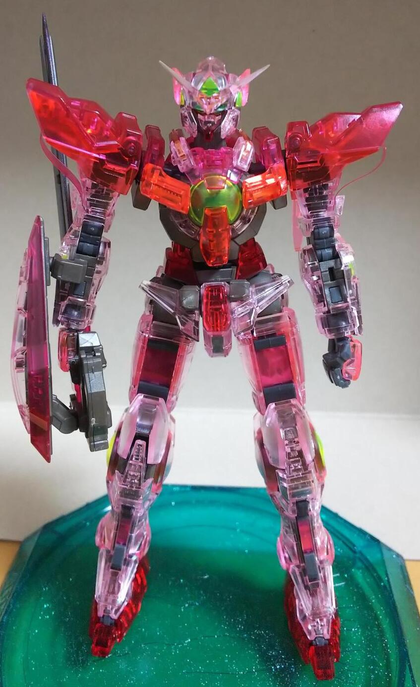 RGガンダムエクシア トランザムクリアカラーのガンプラ